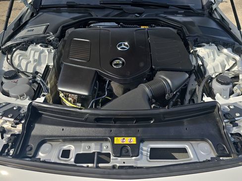 Used 2024 Mercedes-Benz CLE 300 4MATIC Cabriolet image 31
