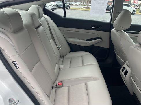 Used 2022 Nissan Altima 2.5 SL image 12