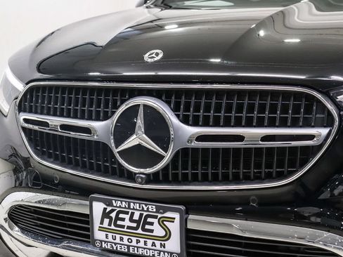 Certified 2026 Mercedes-Benz GLC 300 image 8