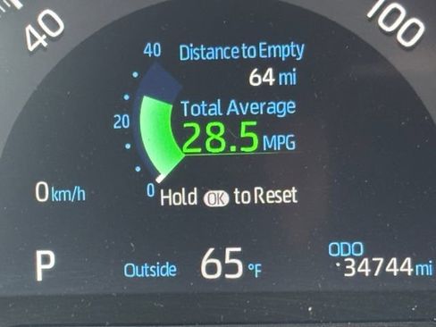 Used 2023 Toyota RAV4 LE FWD image 32