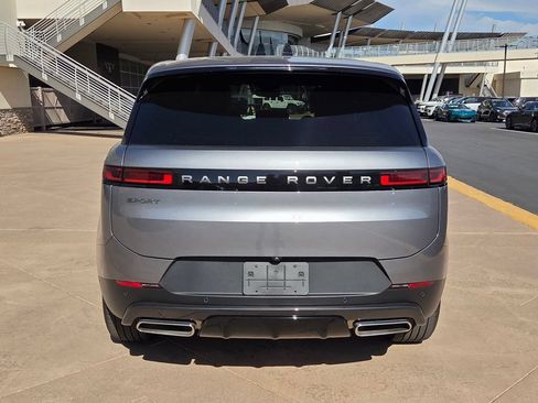 Used 2025 Land Rover Range Rover Sport AWD/4WD image 8
