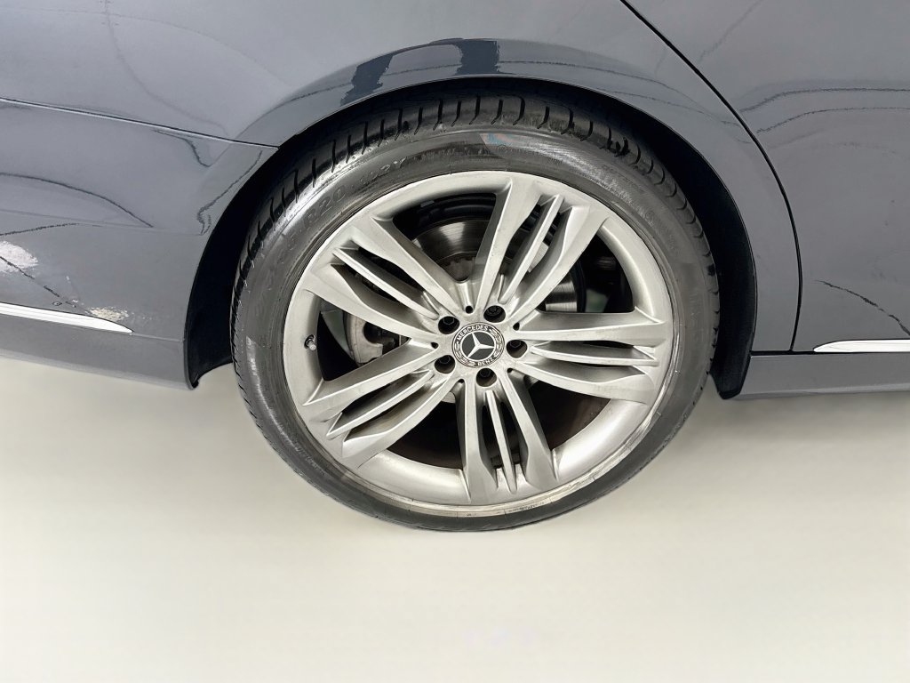 Used 2018 Mercedes-Benz S 450 Sedan image 32