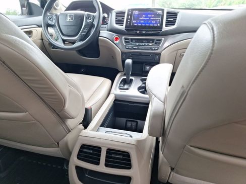 Used 2018 Honda Ridgeline RTL-T image 31