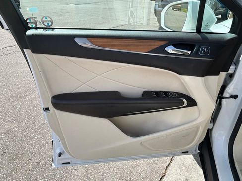 Used 2015 Lincoln MKC AWD w/ Equipment Group 102A Reserve image 14
