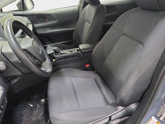 Certified 2025 Toyota Prius LE FWD image 11
