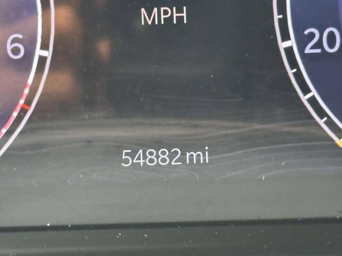 Certified 2023 Jeep Grand Cherokee Altitude AWD/4WD image 13