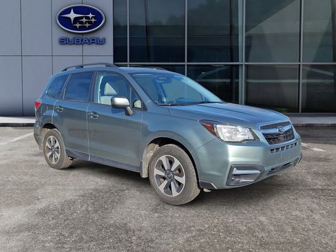 Used 2017 Subaru Forester 2.5i Premium w/ Protection Package #1 image 3