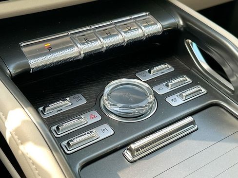 New 2026 Lincoln Nautilus Reserve AWD/4WD image 22