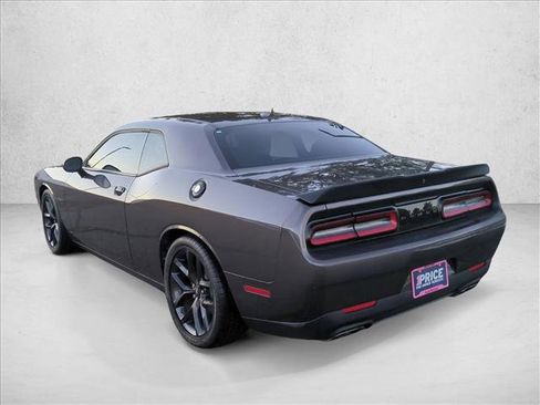 Used 2022 Dodge Challenger R/T w/ Plus Package image 8