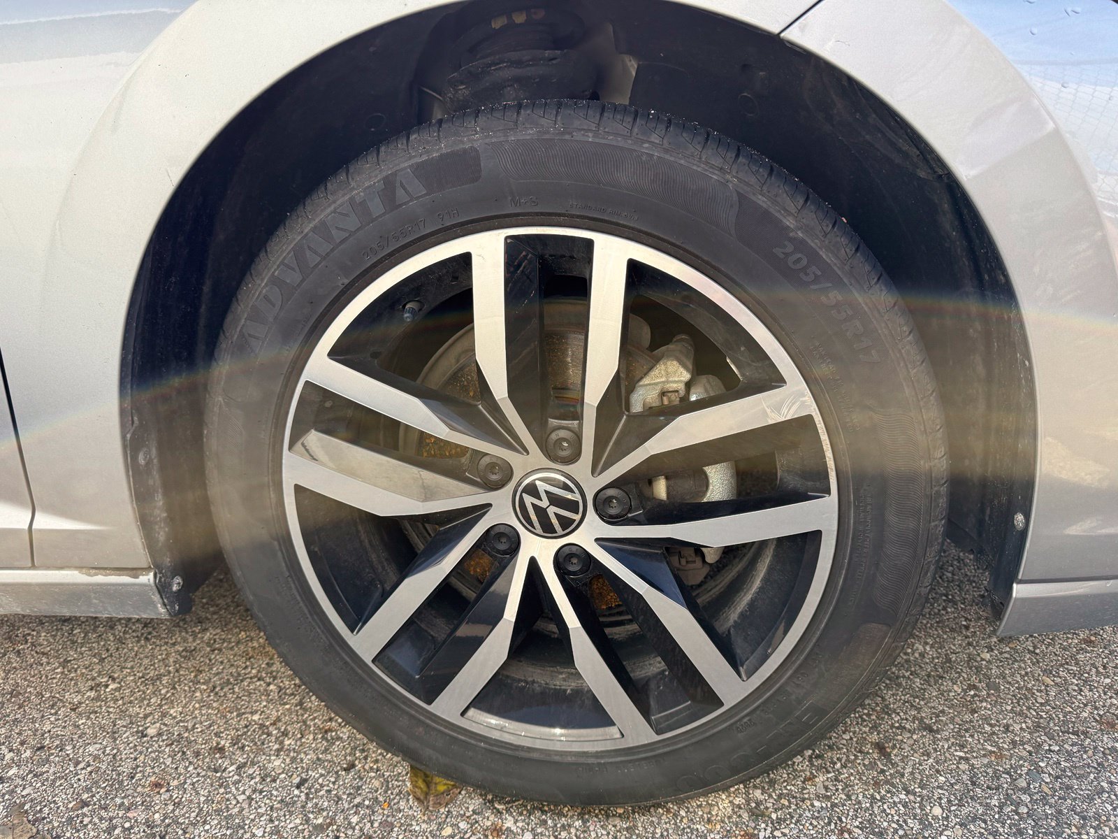 Used 2025 Volkswagen Jetta SE FWD image 10