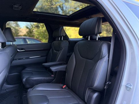 Used 2024 Hyundai Palisade Calligraphy image 27