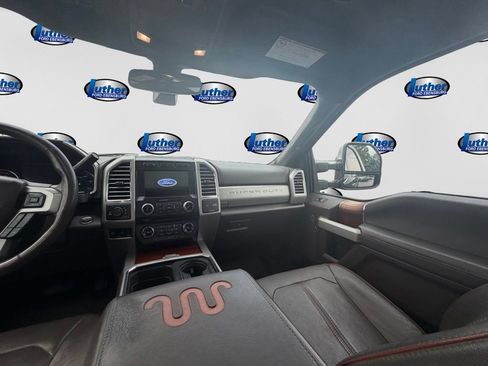 Used 2017 Ford F250 King Ranch w/ King Ranch Ultimate Package AWD/4WD image 13