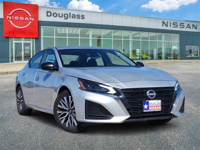 Used 2024 Nissan Altima 2.5 SV