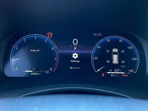 Used 2023 Toyota Highlander Limited image 17