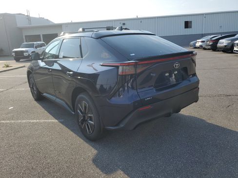New 2026 Toyota bZ FWD image 3