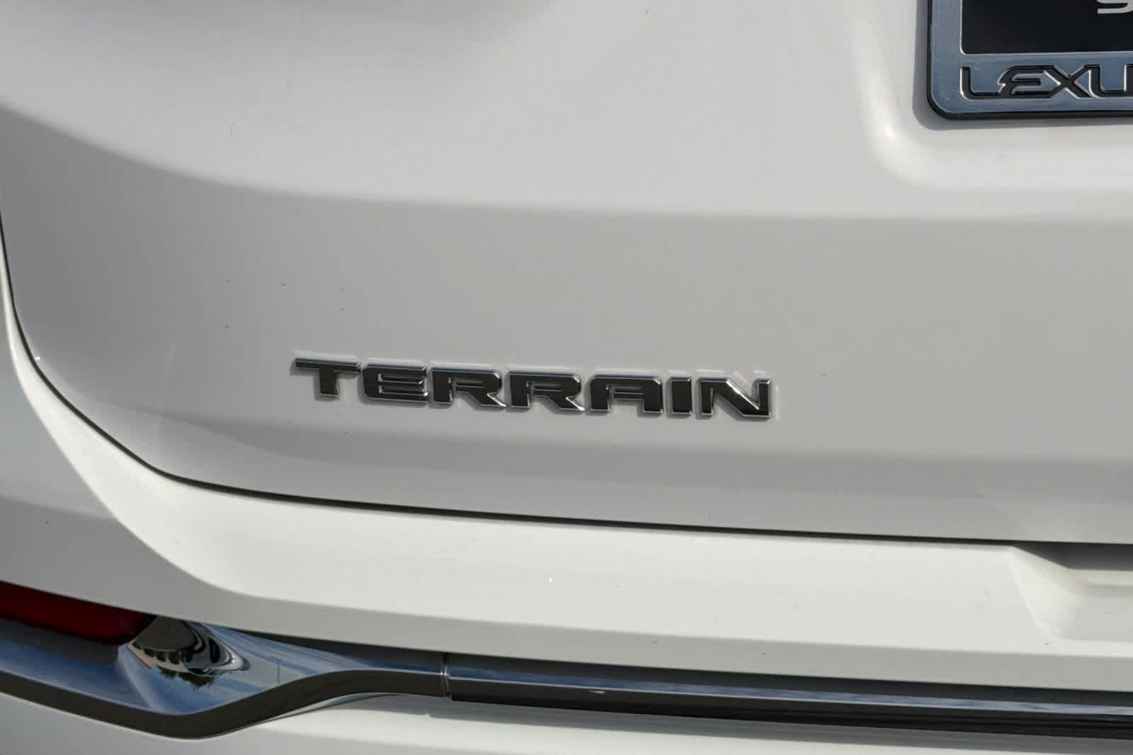 Used 2020 GMC Terrain Denali w/ Denali Premium Package FWD image 34