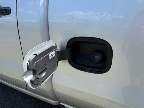 Used 2022 Chevrolet Silverado 1500 W/T w/ WT Value Package image 37