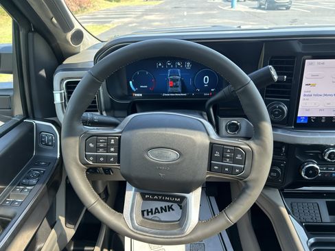 New 2026 Ford F250 Platinum w/ Platinum Plus Package AWD/4WD image 13