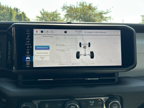 New 2025 Jeep Gladiator Sport image 50