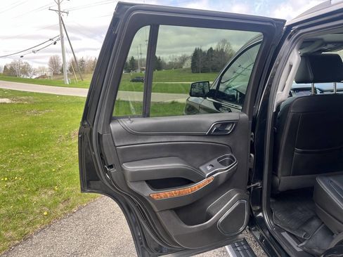 Used 2020 Chevrolet Tahoe Premier AWD/4WD image 22