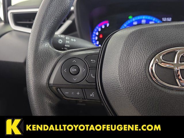 Used 2022 Toyota Corolla LE FWD image 15