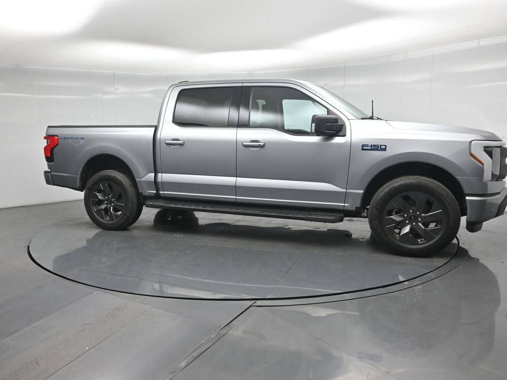 Used 2024 Ford F150 Lightning Flash AWD/4WD image 6