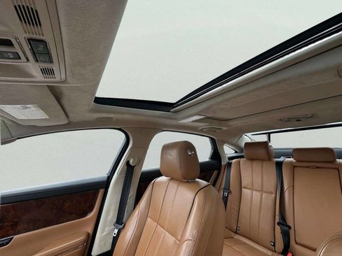 Used 2015 Jaguar XJ L Portfolio image 34
