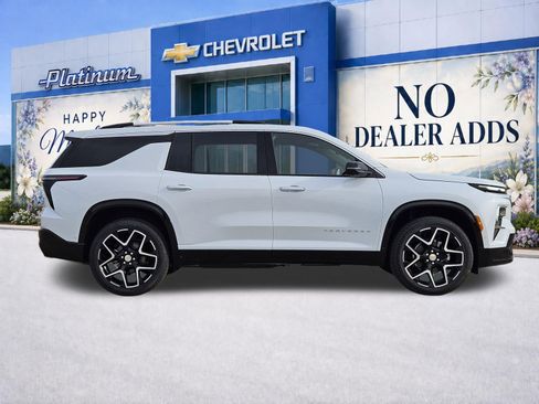 New 2026 Chevrolet Traverse High Country FWD image 7