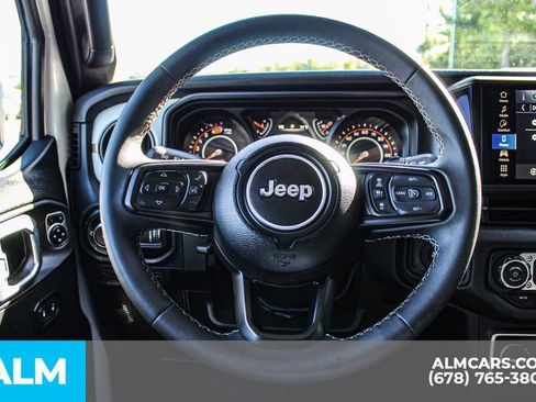 Used 2025 Jeep Wrangler Unlimited Sport AWD/4WD image 24