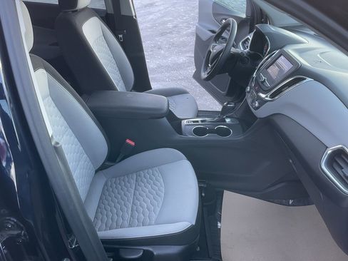 Used 2020 Chevrolet Equinox LS w/ LS Convenience Package image 22