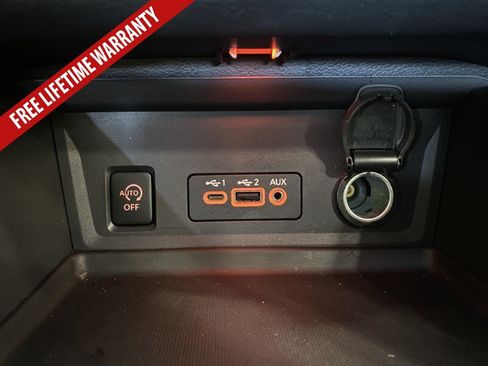 Used 2024 Nissan Sentra SV FWD image 35
