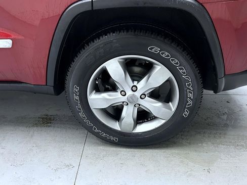 Used 2013 Jeep Grand Cherokee Limited w/ Trailer Tow Group image 22