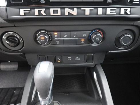 New 2026 Nissan Frontier SV w/ Tow Package image 3