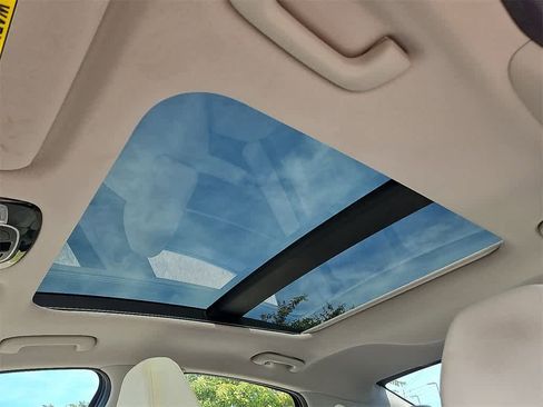 Certified 2024 Hyundai Sonata SEL w/ Convenience Package image 15