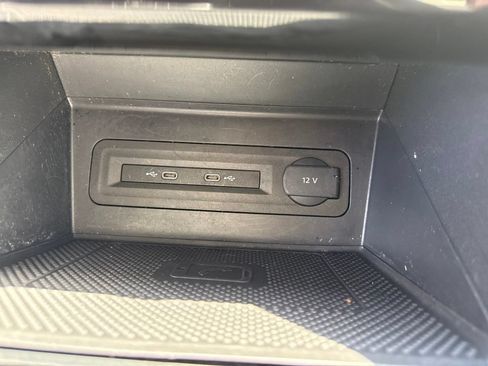 Used 2023 Volkswagen Atlas SEL Premium AWD/4WD image 28