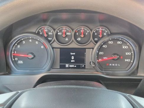 Used 2022 Chevrolet Silverado 2500 Custom w/ Custom Convenience Package AWD/4WD image 28