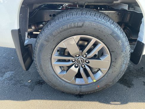 New 2026 Nissan Frontier SV w/ SV Convenience Package image 41