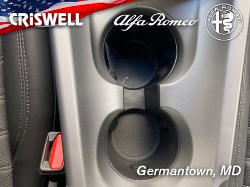 New 2024 Alfa Romeo Tonale Veloce image 32