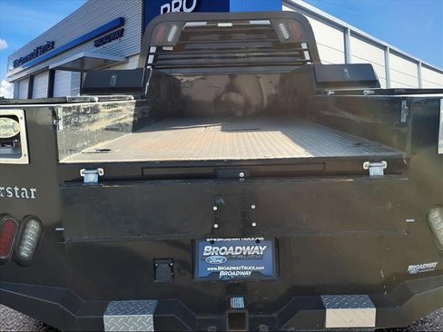 Used 2023 Ford F350 Lariat image 27