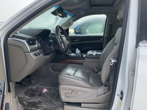Used 2019 Chevrolet Suburban Premier image 5