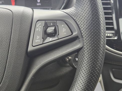 Used 2019 Chevrolet Trax LT FWD image 24
