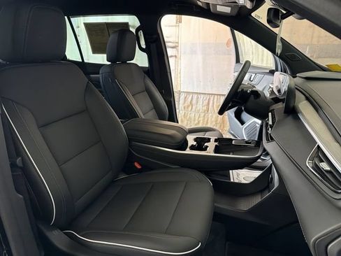 Certified 2025 Buick Enclave Preferred FWD image 26