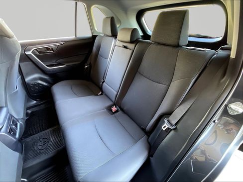Used 2024 Toyota RAV4 LE AWD/4WD image 22