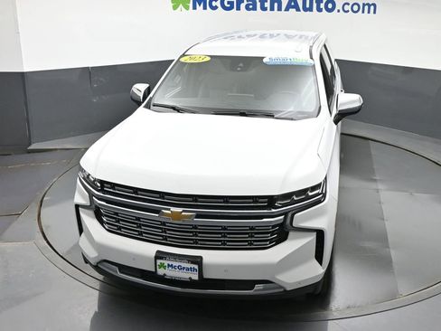 Used 2023 Chevrolet Suburban Premier image 25