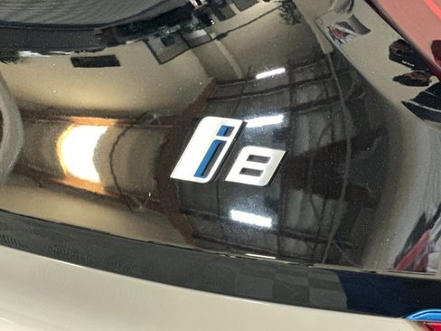 Used 2020 BMW i8 Coupe AWD/4WD image 54