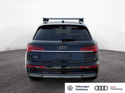 Used 2021 Audi Q5 Premium w/ Convenience Package image 4