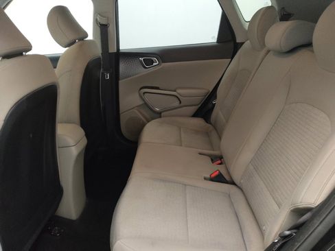 Used 2020 Kia Soul S image 18