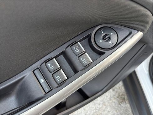 Used 2015 Ford Focus Titanium image 20