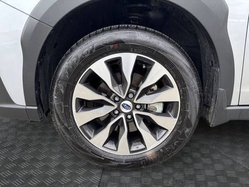 Used 2025 Subaru Outback Limited AWD/4WD image 9