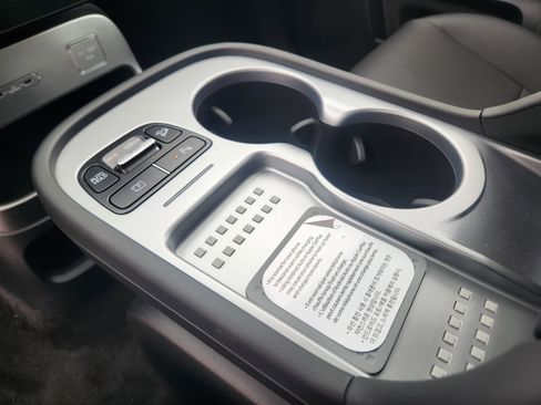 New 2026 Hyundai Ioniq 9 SEL AWD/4WD image 15